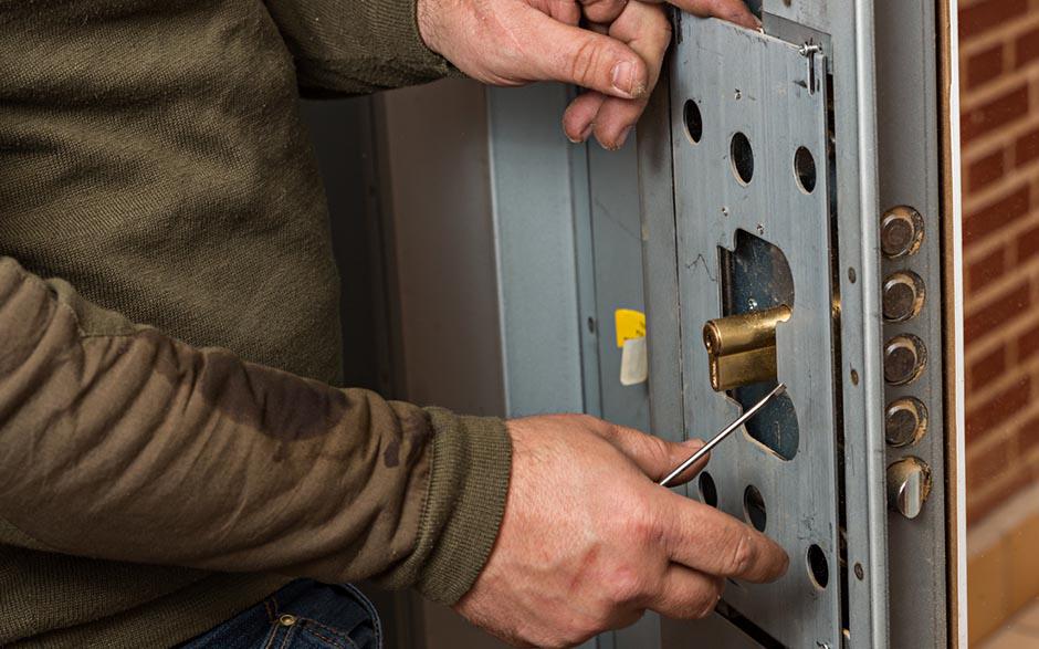 dépanner votre ouverture de porte Élancourt